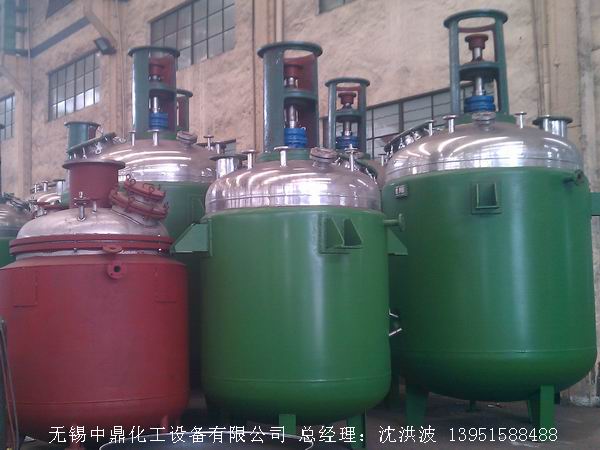 蒸汽加熱反應(yīng)釜、導(dǎo)熱油循環(huán)加熱反應(yīng)釜 