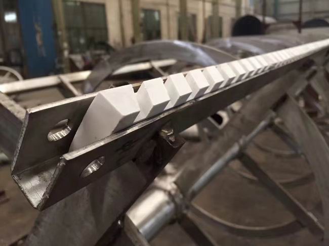 活動(dòng)刮板式薄膜蒸發(fā)器